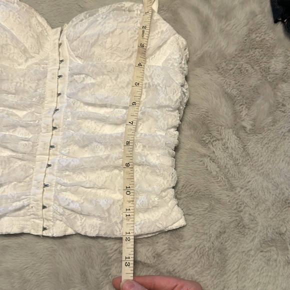 Moa Moa White Camisole Top with Delicate Lace - Picture 9 of 10